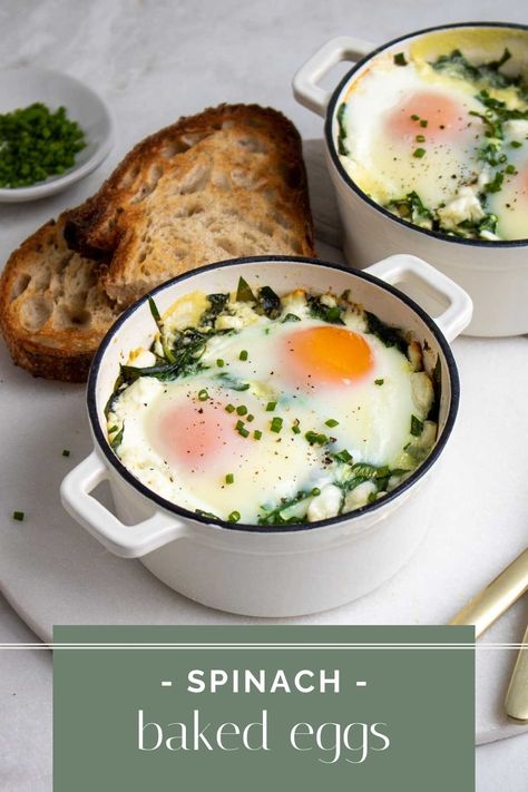 These spinach baked eggs are creamy and full of flavor while being quick and easy to make! Enjoy them for breakfast, brunch, lunch, or dinner. Spinach And Eggs Breakfast, Kay Nutrition, Eggs Spinach, Gluten Free Toast, Spinach Bake, Savory Oatmeal, Fresh Breakfast, Spinach Egg, Creamy Spinach