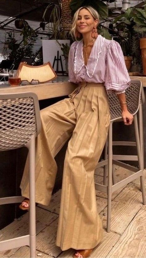 Wide Legged Pants, Trouser Outfit, Looks Street Style, Mode Inspo, Looks Chic, Looks Style, Mode Inspiration, Basic Style, Work Fashion