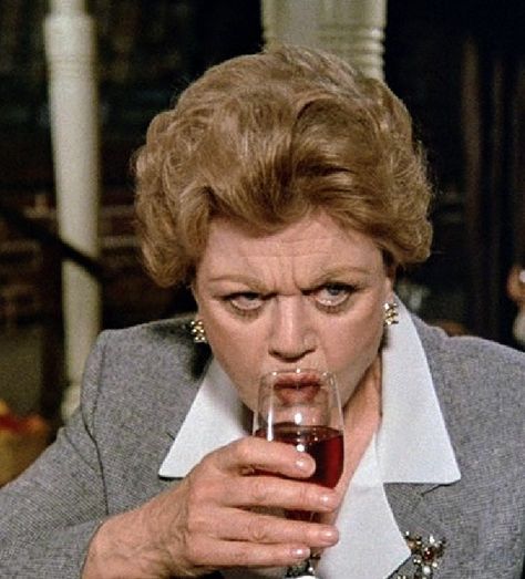 Jessica Fletcher, Jack Sparrow Funny, Bernadette Peters, Broadway Plays, Angela Lansbury, Tv Land, Strong Female, Nancy Drew, Reaction Face