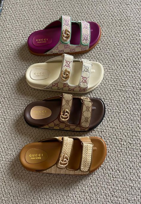 Gucci Slides Outfit Women, Gucci Sneakers Outfit, School Sandals, Club Baddie, Going Out Outfits Night, Outfits Nightclub, Sandals Design, Gucci Handbags Outlet, Sandals Gucci