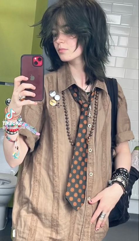 Short Grunge Hair, Hair Inspiration Short, Estilo Hippie, Swaggy Outfits, Grunge Hair, Goth Outfits, Really Cute Outfits, Dream Clothes, Grunge Outfits