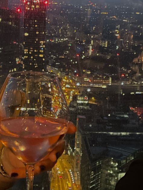 new york vibes #newyorkcity #london #city #skyscraper #rooftop #wine #champagne #nightlife Rooftop Party, New York Vibes, London Night, Party City, Rainy Days, Fireworks, Melbourne, Night Light, Night Life