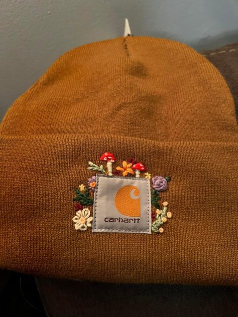 Hand Embroidery Beanie, Embroidery Carhartt Beanie, Embroidered Beanie Diy, Carhartt Beanie Embroidery, Carhartt Embroidery, Things To Embroider, Embroidered Carhartt Beanie, Embroidered Hats Ideas, Carhartt Hats