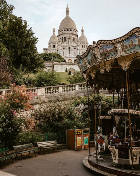 Erika_inParis | If you’re traveling to Paris dont miss to visit one of the Paris’ most iconic monuments, the basilica Sacre Coeur It’s home to France’s… | Instagram Sacre Coeur Basilica, Paris Monuments, Traveling To Paris, Luxury Life, Europe Travel, Monument, Vision Board, Paris, France