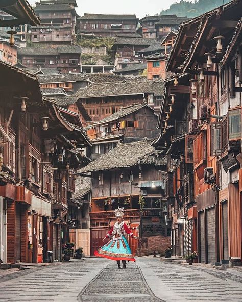 Asian Village Aesthetic, Old China Aesthetic, New Architecture, Asian Architecture, Nature Music, Chinese History, National Dress, Chinese Architecture, Architecture Old