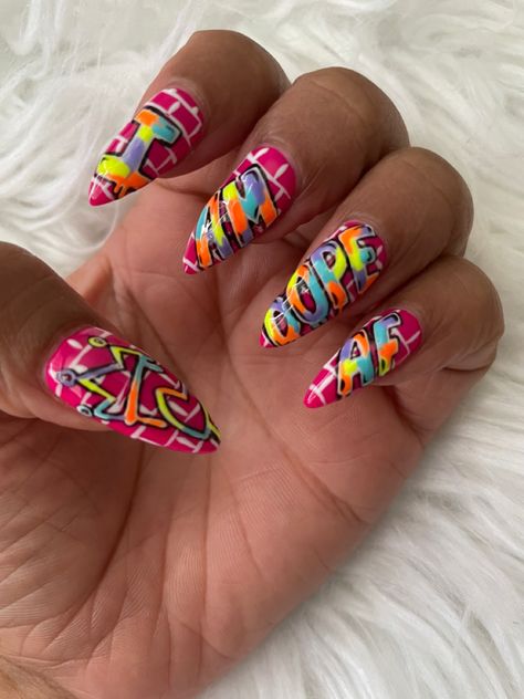 Hand drawn graffiti nails Graffiti Nail Art Design, Graffiti Art Nails, Graffiti Nails Design, Grafitti Nails, Hip Hop Nails, Graffiti Nail Art, Hand Drawn Nail Art, Graffiti Nails, Festive Nail Designs