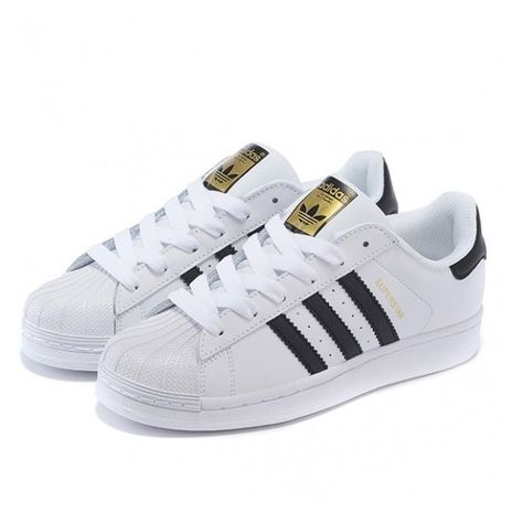 Adidas Originals Superstar Casual Shoes Gold standard White Black ($47) ❤ liked on Polyvore featuring shoes, sneakers, black and white shoes, black white sneakers, adidas originals sneakers, white and black sneakers and gold sneakers Black Superstar, Striped Shoes, Striped Sneakers, Superstars Shoes, Nike Classic, Black And White Sneakers, Black And White Shoes, Adidas Originals Superstar, Gold Shoes