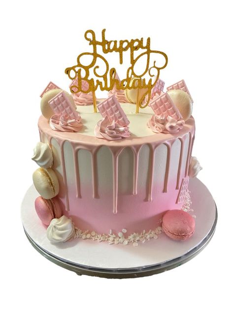 Tort Happy Birthday Girl, Pink And Gold Cake Birthday For Women, Birthday Cake Light Pink, Light Pink Birthday Cake, Pink And Gold Birthday Cake, Cricket Birthday Cake, Cakes For Teenagers, Flower Buttercream, 12th Birthday Cake