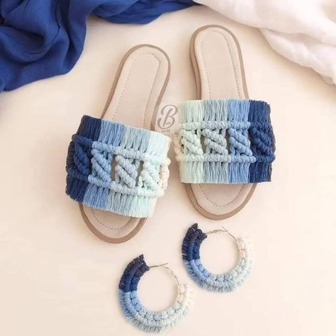 #slippers #traditional #jutti #chumki #styles #women's #fashion #fabrics #designed #designer Macrame Slippers, Macrame Shoes, Traditional Jutti, Diy Macrame Plant Hanger Pattern, Macrame Sandals, Macrame Headband, Crochet Slippers Free Pattern, Macrame Plant Hanger Patterns, Diy Slippers