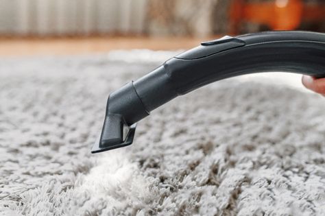 Carpet fibers can flatten due to dirt, foot traffic, or heavy furniture. Learn how to remove carpet dents and make a carpet fluffy again. How To Remove Carpet, Carpet Fluffy, Remove Carpet, Removing Carpet, Cast Iron Cleaning, Carpet Cleaner Homemade, Baking Soda Cleaning, Cast Iron Stove, Buying Carpet