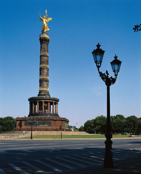 Pictures Of Germany, Checkpoint Charlie, German Architecture, Bird's Eye View, Rooftops, Birds Eye View, Berlin Germany, Eastern Europe, Birds Eye