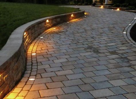 Top 40 Best Driveway Lighting Ideas - Landscaping Designs Front Driveway Ideas, Path Lighting Ideas, Front Garden Ideas Driveway, Garden Ideas Driveway, Landscape Ideas Front Yard Curb Appeal, Paver Lights, Garden Lighting Design, Landscape Lighting Design, Outdoor Walkway