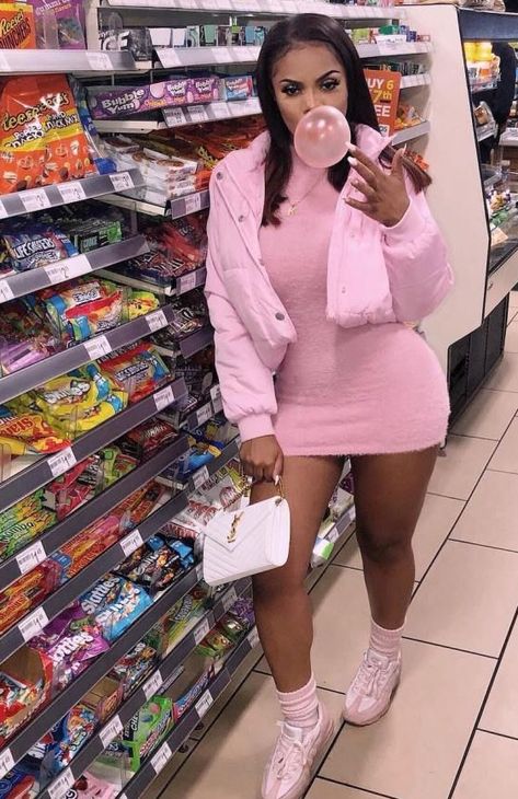 M a k e T h e B o y s G o L o c o 🍬 Instagram Baddie, Pink Sneakers, Mode Inspo, Pink Outfits, Sneakers Outfit, Sweet Dress, Black And Pink, Swag Outfits, Baddie Outfits