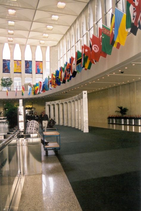 #methodcandles   #firstimpressions  Lobby of the South Tower WTC.before the tragedy.   NEW YORK CITY. World Trade Center Nyc, My Future Job, Career Vision Board, Visual Board, International Relations, Dream Career, Future Jobs, Trade Centre, Selena Quintanilla