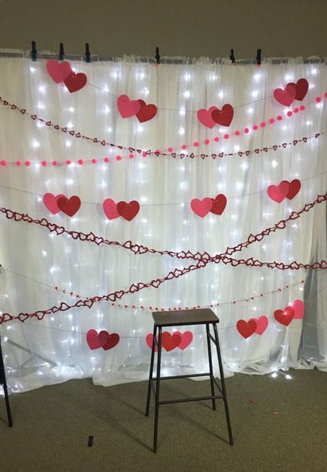 Valentine Photo Backdrop Diy, Valentines Dance Photo Backdrop, Simple Valentines Backdrops, Valentine Backdrops For Photos, Cricut Backdrop Ideas, Diy Valentine’s Day Backdrop, Diy Valentines Day Backdrop, Valentines Party Photo Backdrop, Valentines Day Backdrop For Pictures