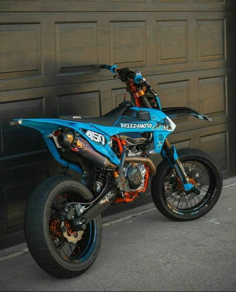 Rc Bike, Yamaha Supermoto, Motard Bikes, Xe Bugatti, Custom Dirt Bike, Ktm Dirt Bikes, Ktm Supermoto, Yamaha Dirt Bikes, Bike Wallpaper