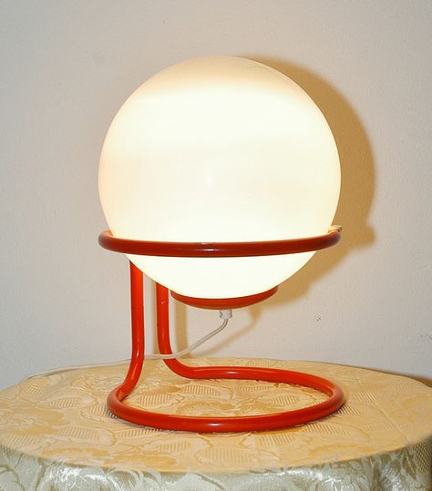 Italian Space Age Table lamp, 60s | Flickr Lamps For Bedroom, Modern Restaurant, Deco Luminaire, Funky Furniture, Restaurant Interior Design, Luminaire Design, Night Lamps, Dream House Decor, Space Age