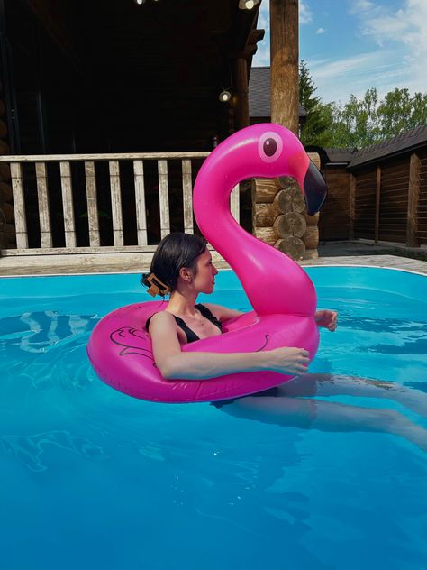 #birthdayparty #swimmingpool #flamingo #flamingoparty #swimmingpoolideas #birthday #summer #instagram #aesthetic Birthday Summer, Flamingo Party, Summer Instagram, Instagram Aesthetic, Beauty Care, Swimming Pool, Flamingo, Swimming Pools, Swimming