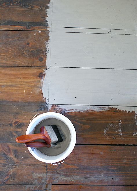 How to paint floor boards the easiest way ever - From Britain with Love Chalk Paint Floors Wood, Painted Wooden Floors Colour, Painted Wood Floors Living Room, Wooden Floor Painting Ideas, Wood Floor Paint Colors, How To Paint Wood Floors, Paint Wooden Floor, Painted Wood Floors Ideas, Paint Wood Floors Ideas