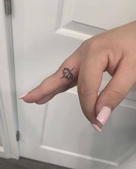 Lotus Flower Tattoo On Finger, Water Lily Finger Tattoo, Lotus Flower Tattoo Finger, Lotus Flower Finger Tattoo, Lotus Finger Tattoo, Small Flower Tattoos For Women, Lilly Flower Tattoo, Celestial Tattoos, Sydney Smith