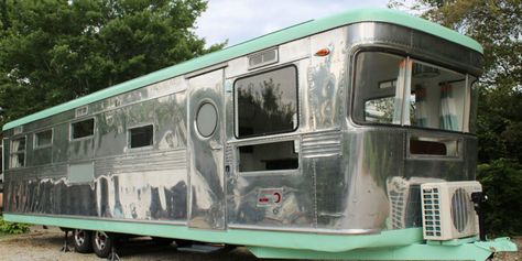 http://www.delish.com/food-news/news/g4248/tiny-house-trailer-for-sale/ Trailer Parks, Royal Mansion, Spartan Trailer, Glamper Camper, Tiny House Swoon, Kombi Home, Trailer Interior, Tiny House Trailer, Construction Techniques