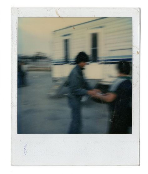 Polaroid Pfp, Ace Core, Outsiders Funny, Outsiders Aesthetic, Greaser Aesthetic, Outsiders Greasers, Johnny Cade, The Outsiders Cast, Stay Gold Ponyboy