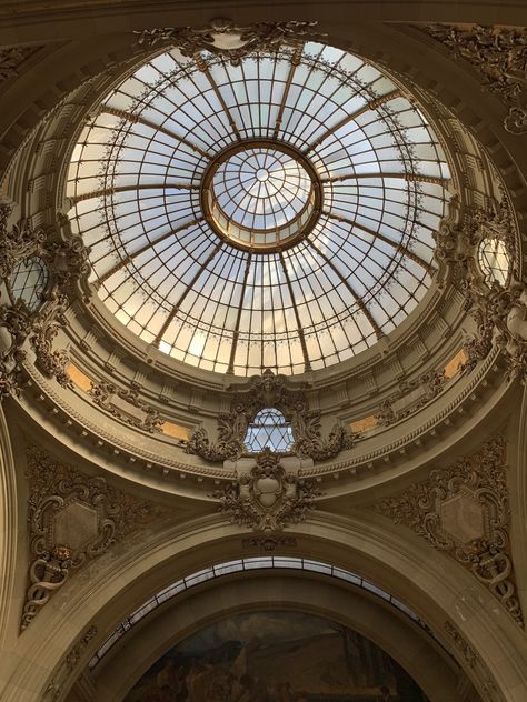 Mechanical Angel, Ivy Core, Goth Architecture, Rhys And Feyre, Capricorn Ascendant, Stained Glass Dome, Golden Dome, Grand Plaza, Parisian Architecture