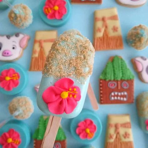 Hotdogs Te Fiti Moana Cakesicles, Moana Cookies, Moana Party Decorations, What To Bake, Te Fiti, Moana Cake, Moana Theme, Moana Themed Party, Moana Birthday Party