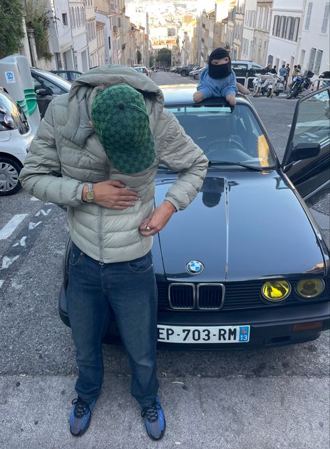 Casquette Gucci tn tn 3 bmw voiture doudoune montre bijoux veste bm gertrude nike Marseille y2k drip streetwear Marseille Drip, Y2k Lifestyle, Cap Outfit Men, Tn 3, Gucci Cap, Cap Outfit, Gucci Hat, Neue Outfits, Bad Boy