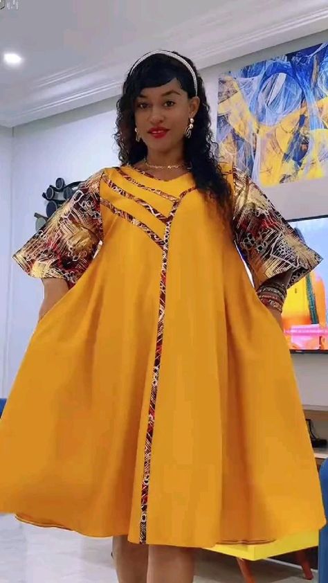 Simple Dress Casual, Fancy Short Dresses, African Print Dress Ankara, Chic Dress Classy, Short African Dresses, Best African Dresses, African Wear Dresses, African Print Dress Designs, Modest Dresses Casual