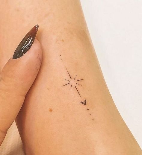 Tato Minimal, Tiny Wrist Tattoos, Handpoke Tattoo, Tasteful Tattoos, Petite Tattoos, Star Tattoo, Bff Tattoos, Small Hand Tattoos, Classy Tattoos