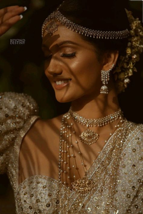 Quit My Job, Asian Bridal Dresses, Indian Bride Outfits, I Quit My Job, Indian Photoshoot, Indian Dresses Traditional, Bridal Dress Fashion, Indian Bridal Dress, Indian Bridal Fashion