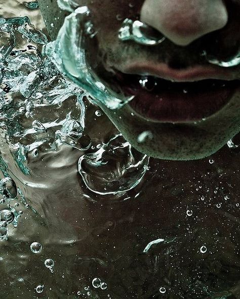 Photo by Luca Pierro The Shape Of Water, Catty Noir, Slytherin Aesthetic, Bioshock, Markiplier, Underwater Photography, Critical Role, Homestuck, Green Aesthetic