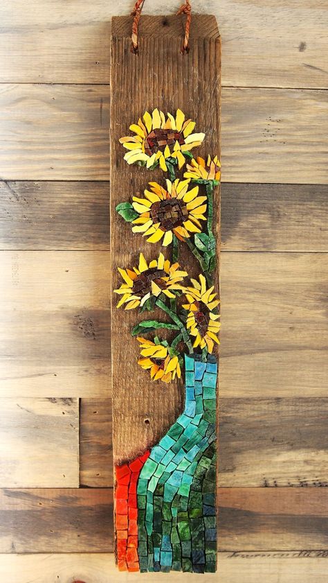 gallery — L. Reiss MOSAICS Sunflower Mosaic Ideas, Mosaic Flowers Patterns, Beginner Mosaic, Flower Mosaics, Sunflower Mosaic, Balkon Decor, Mosaic Art Diy, Mosaic Garden Art, Mosaic Art Projects