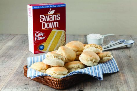 Swans Down Cake Flour Recipes, Flour Recipes Easy, Cake Flour Recipes, Cake Flour Recipe, Swans Down Cake Flour, Flour Biscuits, Inside Cake, Flaky Biscuits, Biscuits Recipe