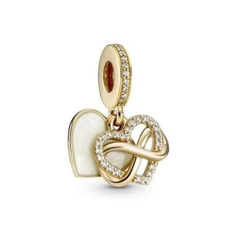 New Pandora Sparkling Infinity Heart Dangle Charm Gold-Tone Brand New Authentic Retails for $150 *All of my Pandora Jewelry is Brand New and Authentic. I purchase wholesale orders from them. Your purchase will include a Pandora Dustbag and the Tag, also a box and cleaning cloth. Check out the rest of my shop for more Brand New Pandora Jewelry!! :) Pandora Gold Jewelry, Pandora Gold Charms, Gold Pandora Charms, Pandora Charms Gold, Gold Pandora, Pandora Bracelet Designs, Dream Bracelet, Pandora Jewelry Charms, Pandora Gold