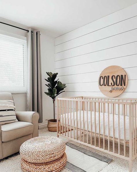 Pine Grove Design Co on Instagram: “Hey @jennyb.wood could you come Reno my house too please 🙏🏼🙏🏼. If you haven’t checked out her profile you definitely should!! She shares…” Shiplap Nursery, Nursery Accent Wall, Baby Nursery Inspiration, Wood Nursery, Farmhouse Nursery, Baby Room Neutral, Round Round, Nursery Name Sign, Nursery Room Design