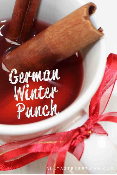 German Drinks Nonalcoholic, German Winter Food, German Drinks, Winter Punch, German Winter, Non Alcoholic Punch, Alcoholic Punch, Christmas Punch, Sunday Recipes