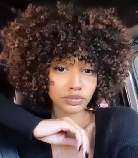 Heart Shape Curly Haircut, Short Curly Hair With Bangs Black Women, Short Big Curly Hair, Short Curly 3c Hair, Curly Hair Cuts Black Women, Short Curly Afro Natural Hair, Type 3c Curly Hair, Short Curly Hair Afro, Curly Fro Hairstyles