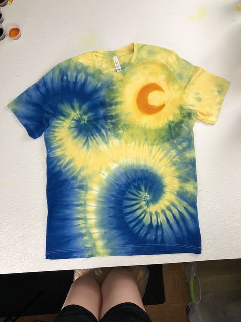 Fall Tie Dye Shirts Diy, Tye Dye Shirts Aesthetic, Tye Dye Shirt Ideas, Shirt Dye Ideas, Cute Tie Dye Ideas, Tie Dye Styles, Cute Tie Dye, Tie Died Ideas Aesthetic, Tie Dye Shirts Aesthetic