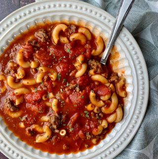 - Beef And Macaroni Soup, Macaroni Soup Recipes, Tomato Beef, Beef Macaroni, Macaroni Soup, Healthy Meal Ideas, Weight Watchers Soup, Healthy Plate, Beef Noodle Soup