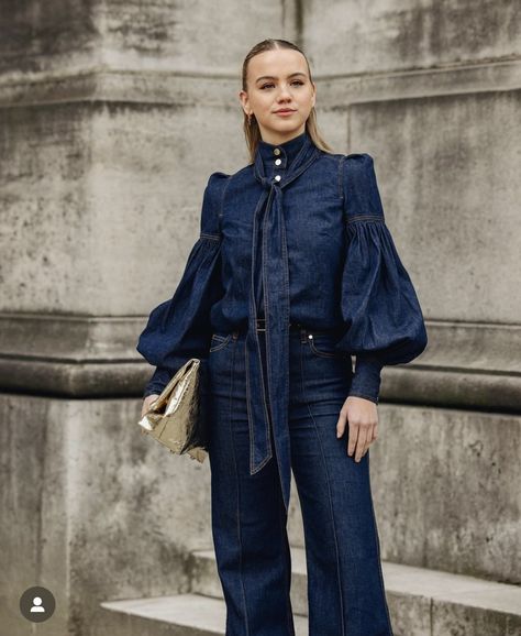 Total Denim Outfit, Outfit Capsule, Denim Dress Outfit, 2025 Fashion Trends, Fashion Basics, Denim On Denim, Patchwork Denim, Fall Layers, Capsule Outfits