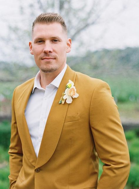 Monochromatic Mustard Wedding Inspiration at the Barn at Green Valley #groomsattire #mustardtuxedo #mustardweddingcolorscheme Mustard Yellow Wedding, Wedding Styles Themes, Mustard Wedding, Groom Suit Grey, Yellow Wedding Theme, Dapper Grooms, Yellow Suit, Yellow Bridesmaids, Floral Arrangements Wedding