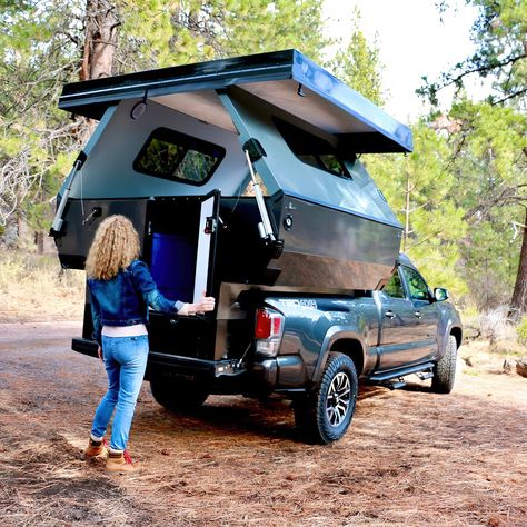 Diy Slide, Truck Camper Shells, Compact Trucks, Pop Up Truck Campers, Truck Bed Tent, Camper Tops, Pop Top Camper, Camper Truck, Diy Camper Trailer