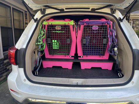 #dogkennelsetup #dogkennel #carorganization #dogorganization #workingdog #cardogorganization Dog Kennel Car Set Up, Dogs Room, Dog Car Travel, Dog Boarding Kennels, Dog Transport, Dog Room Decor, Dog Den, Gear Wall, Psychiatric Service Dog