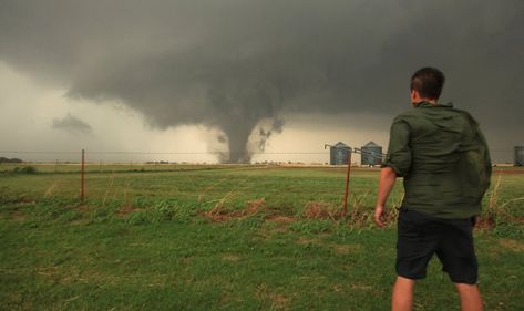 Tornado Chasers, Tornado Alley, Storm Chasing, Wild Weather, University Of Oklahoma, Stormy Weather, Meteorology, Storm Clouds, Severe Weather