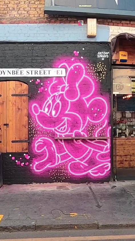 Who should I paint next? #streetart #satisfyingvideo #asmr #graffitiartist #neon Neon Graffiti, Pink Graffiti, Neon Painting, Glitch Art, Graffiti Artist, Satisfying Video, Fashion Lighting, Teaching Art, Painting Style