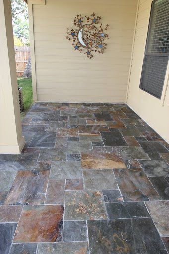 Beautiful Slate tile on back patio Outdoor Tile Ideas, Outdoor Patio Floor, Trendy Flooring, Diy Outdoor Patio, Patio Floor, Slate Patio, Outdoor Tile, Cement Patio, Exterior Tiles