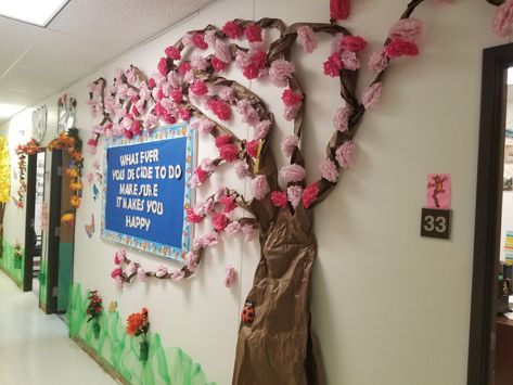 Wall paper tree decorations -Butcher paper -Tissue paper -Stapler -Scissors -Tape  #papercraft  #papertree #Cherryblossoms  #Cherryblossomstree #pink #wallhangingcraftidea #DIY #Walldecor #tree #classroomidea #backtoschool #classroomdecor Preschool Wall Tree, Butcher Paper Decorations, Japan Classroom Decor, Cherry Blossom Classroom Decoration, Japan Decorations For Classroom, Cherry Blossom Bulletin Board, Paper Tree On Wall, Diy Cherry Blossom Tree, Paper Tree Decorations