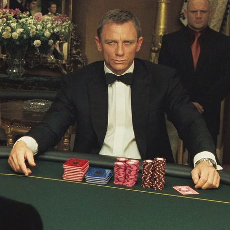 007 Theme Party Outfit Men, James Bond Quotes, 007 Party, James Bond Casino, James Bond Casino Royale, Bond Suits, 007 Casino Royale, Casino Royale Movie, Casino Royale Theme